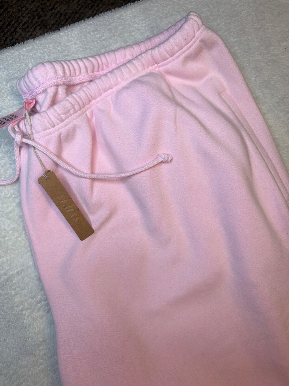 NWT Skims Women’s Plus Size 4x sweatpants